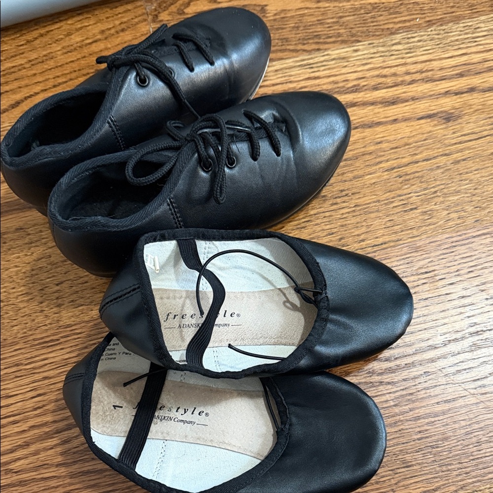 Black Dance Shoes Set